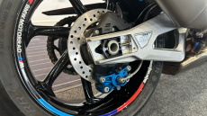 BMW M1000 RR